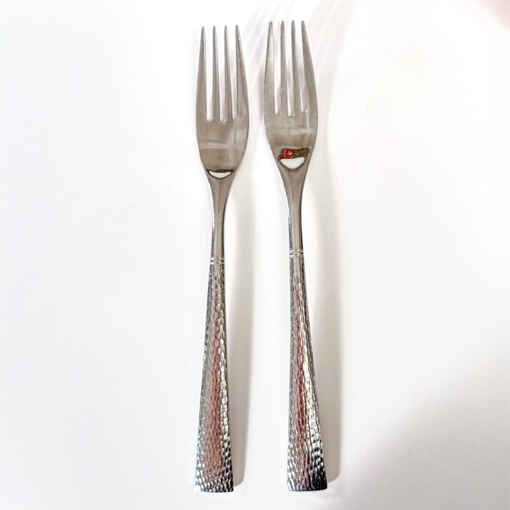 (2) Reed & Barton Hammered Stainless Steel Dinner Forks – Good/Fair Condition 🍽